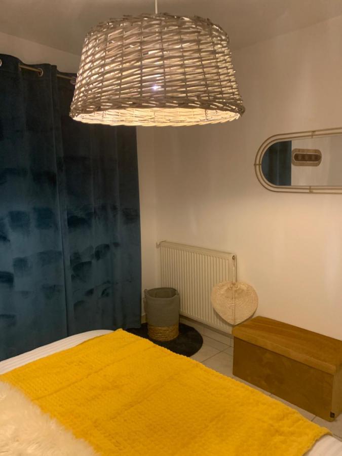 Le Camelia Apartamento Tallard Exterior foto